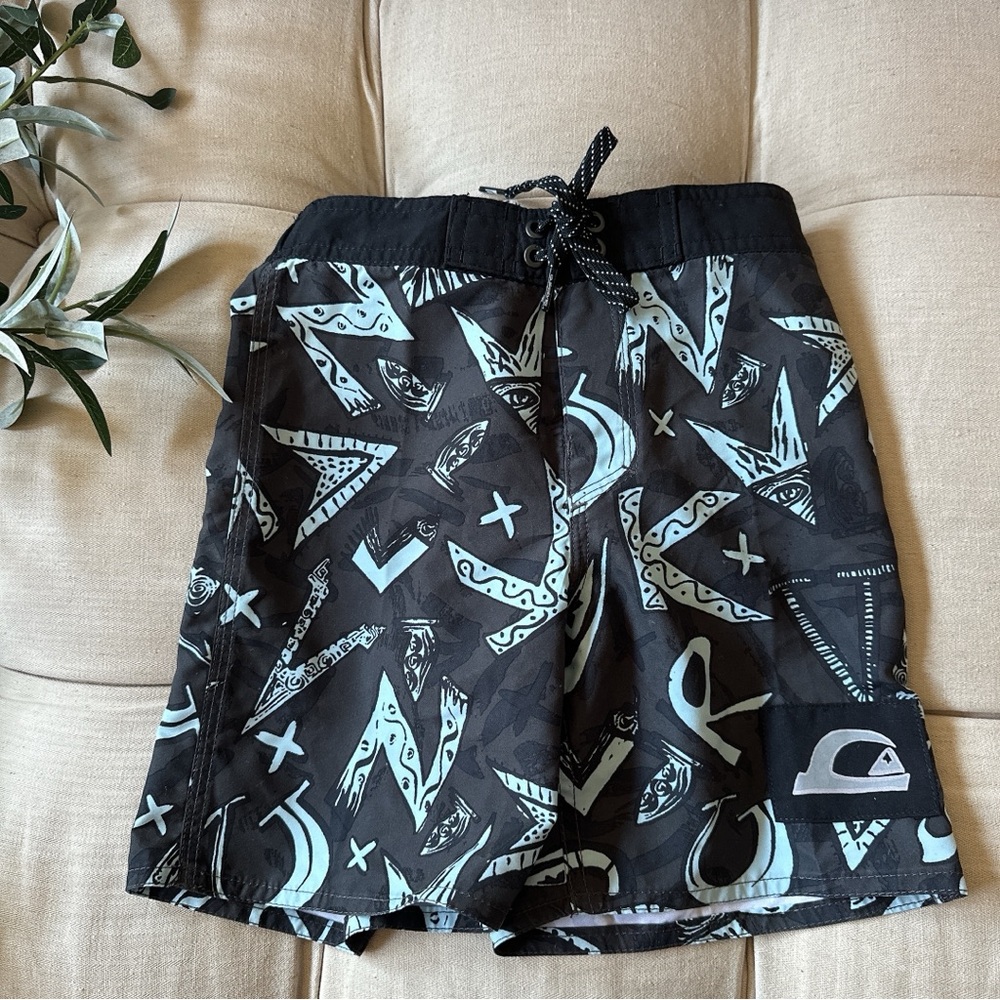 Quicksilver Boys Swim Shorts size 7